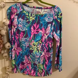 Lilly Pulitzer Everlynn ChillyLilly UPF 50 Pullover top